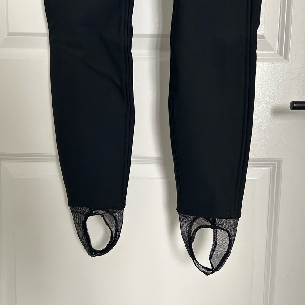 Obermeyer Women's Soft Shell Ski Pants Size 8 - Picture 2 of 11
